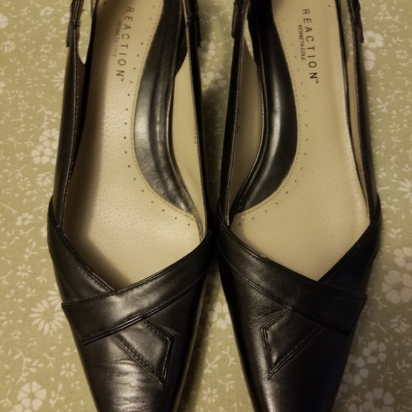 Shoes - Picture 2 of 4